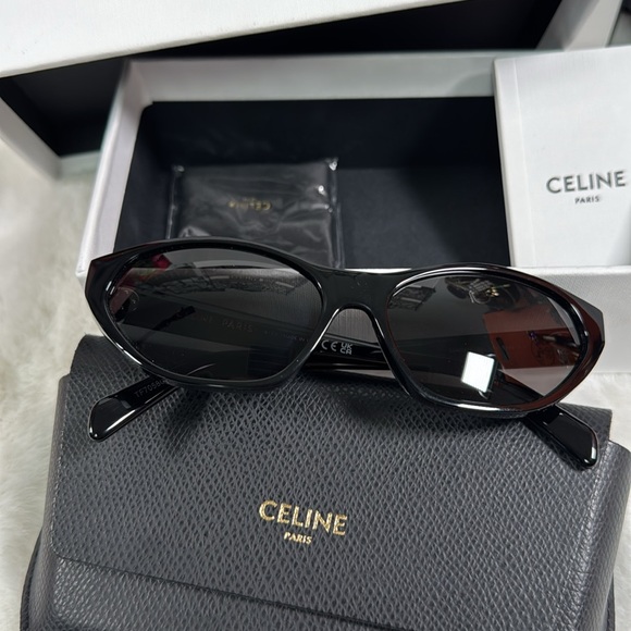 Celine Black Sunglasses with Case - Picture 1 of 13